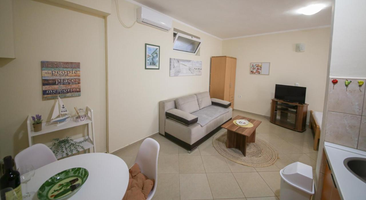 Md Apartments Kotor Exteriör bild